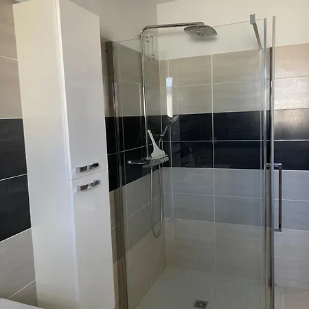 Petite Maison Deux Calme Proche De La