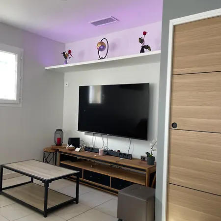 Petite Maison Deux Calme Proche De La Villa